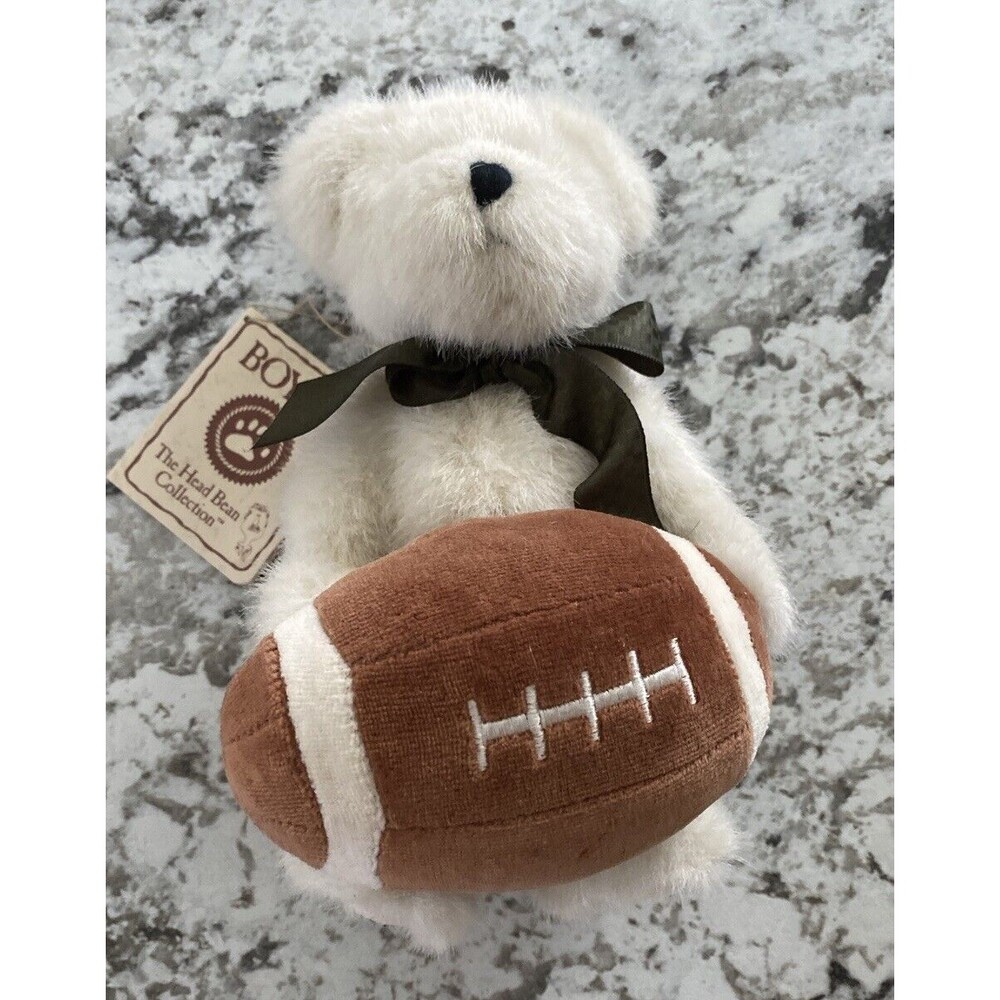 Vtg. Boyds Bears 9" Johnny B. Touchdown White Plush Jointed Teddy #903050 w/Tags